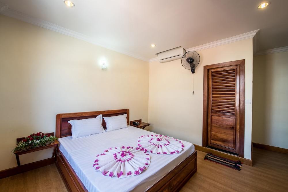 Seng Hout Hotel Battambang Exterior foto