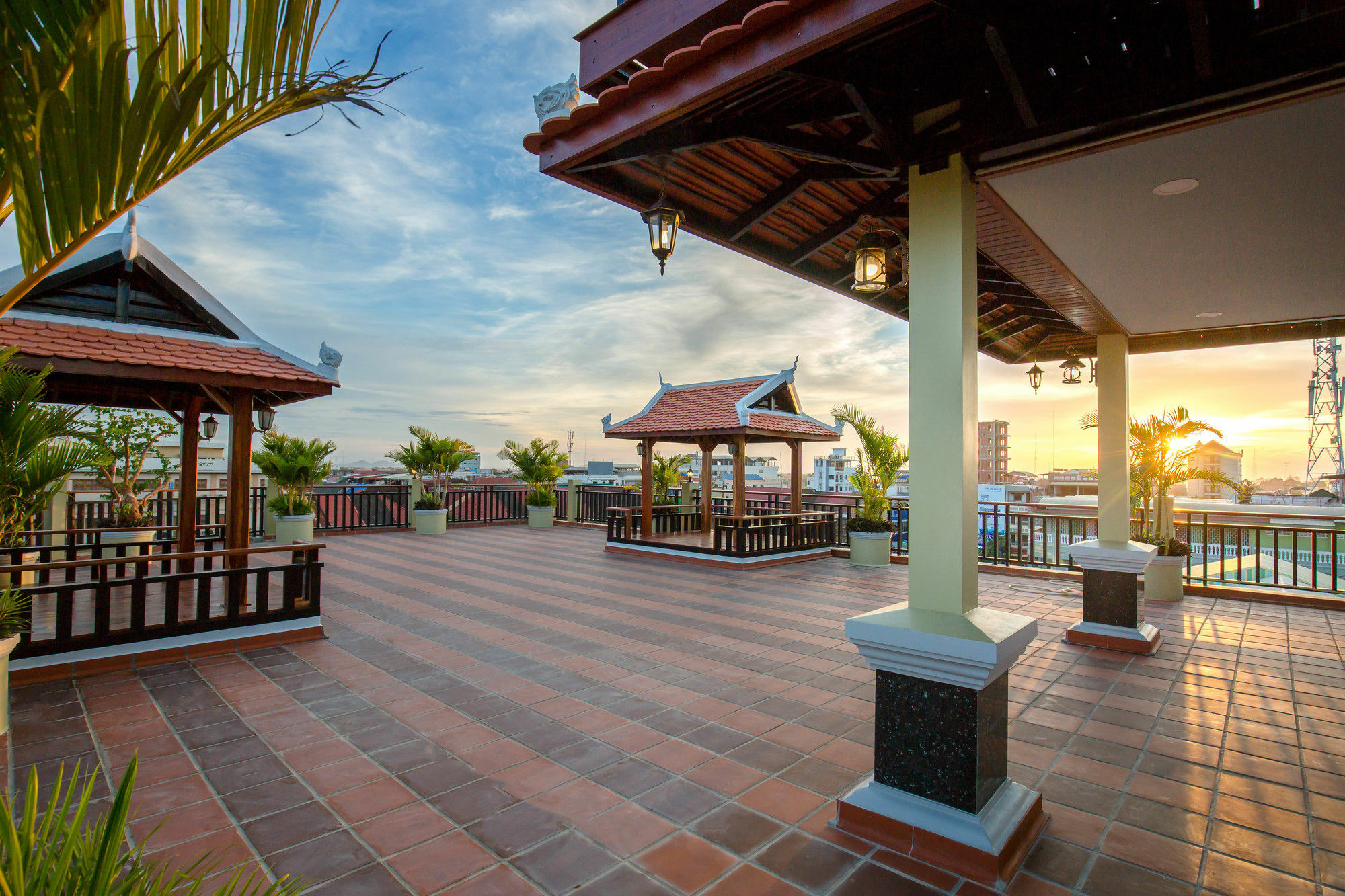 Seng Hout Hotel Battambang Exterior foto